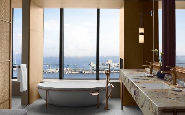 The Ritz-Carlton, Fukuoka