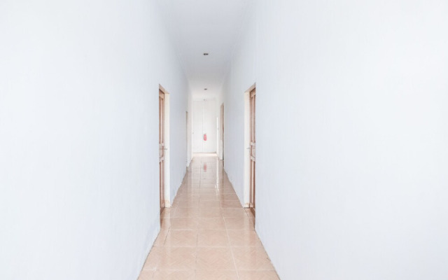 Zhafira Guest House by OYO Rooms