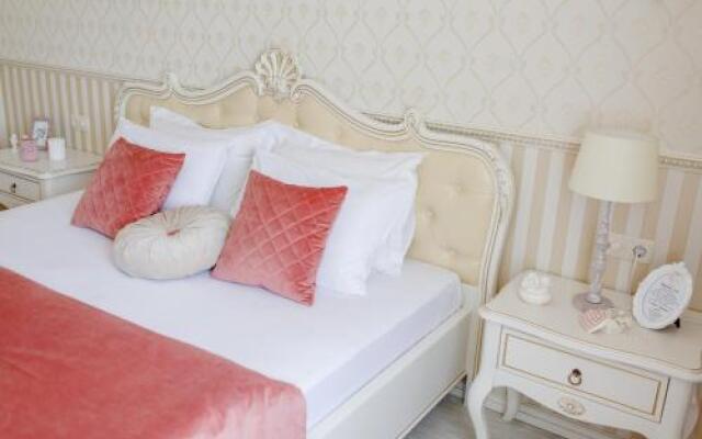 Royal Suite Apartment with Jacuzzi