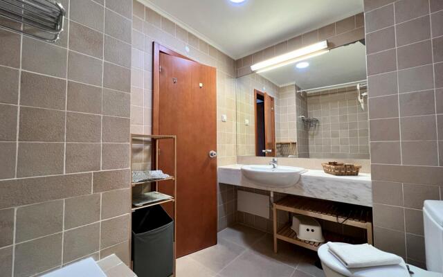 Vilamoura Cosy 3 With Pool by Homing