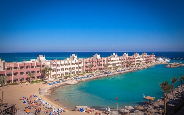 Sunny Days El Palacio Resort & Spa