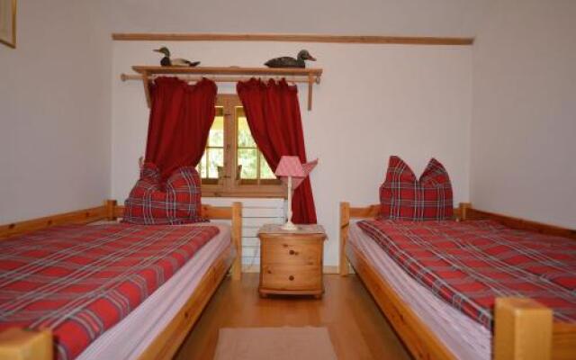 Apartments Villa Surlej