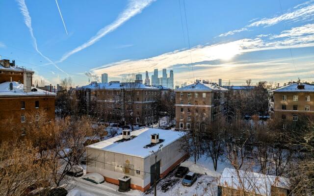 Nestory (Нестори) на шоссе Хорошёвское 17