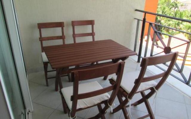 Bay View Grand Residencial 602 Sur