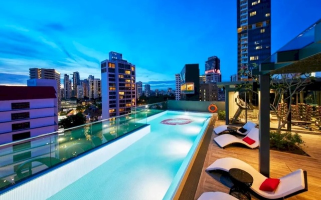 Beautiful 1 Bedroom Apt Prime Location in Singapore – Pool – Singapore