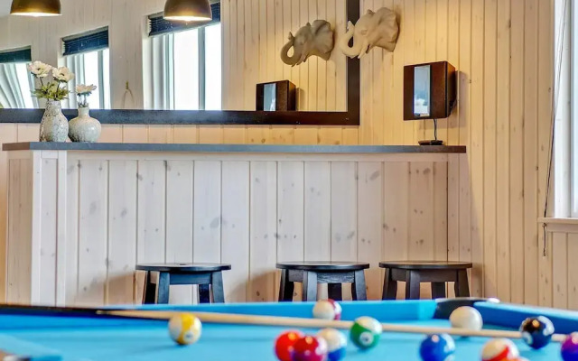 18 Person Holiday Home in Bogense