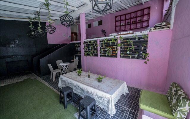 El Castillo Del Marquez