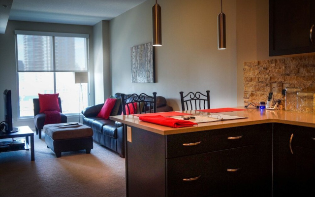 5 Calgary Downtown (2Bdr Suite