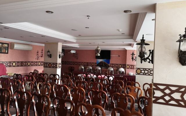 Almoroj Karim hotel
