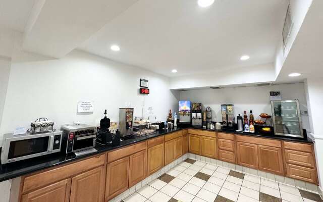 Ramada by Wyndham San Diego Airport