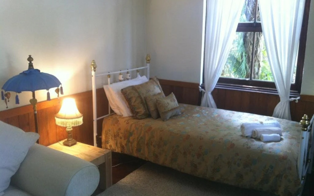 Celestial Dew Guest House, Day Spa, Retreat