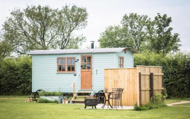 Morndyke Shepherds' Huts