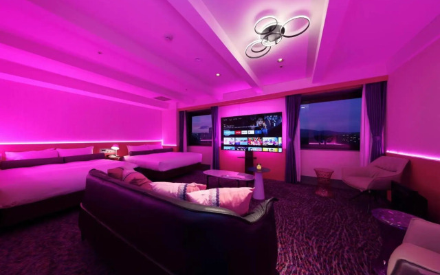 MINAMISENRI Crystal Hotel