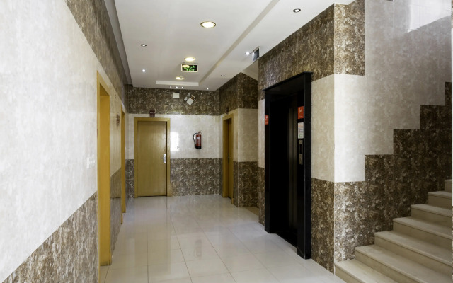 Silent Room Hotel by OYO Rooms