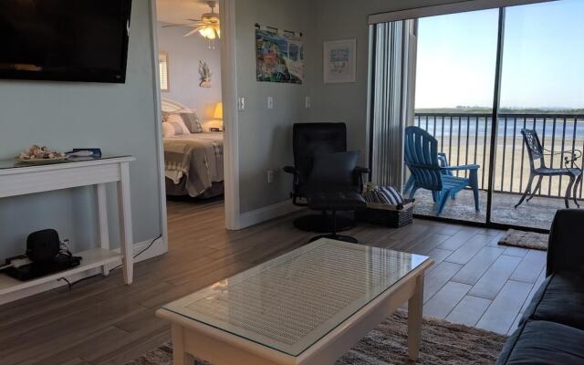 Carlos Pointe 535 2 Bedroom Condo