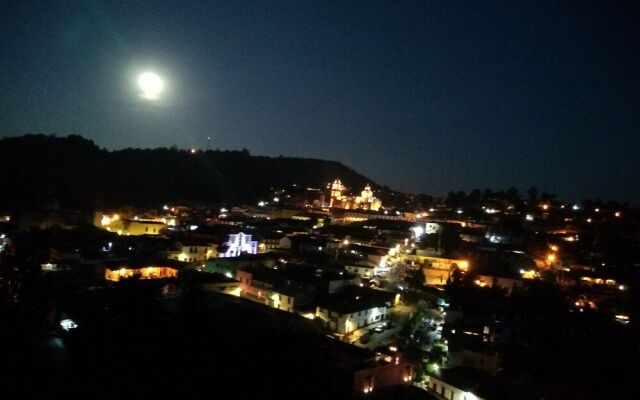 Hotel and Restaurant Los Arcos