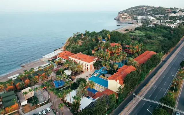 Club Tropical Paradise & Spa