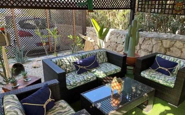 4 Bedroom (Sleeps 8) Villa in Esentepe