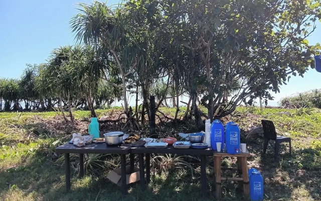 The Waves at Socorro Baler- Hotel A