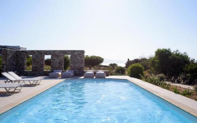 Antiparos Luxury Villas