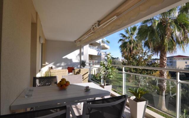 Elegant one-bedroom apartment with swimming pool - StayInAntibes - Le Vallon