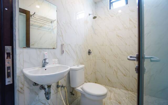 OYO 2515 D'karombasan Hotel