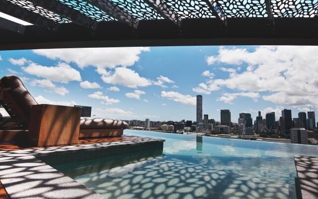 Botanica Residences