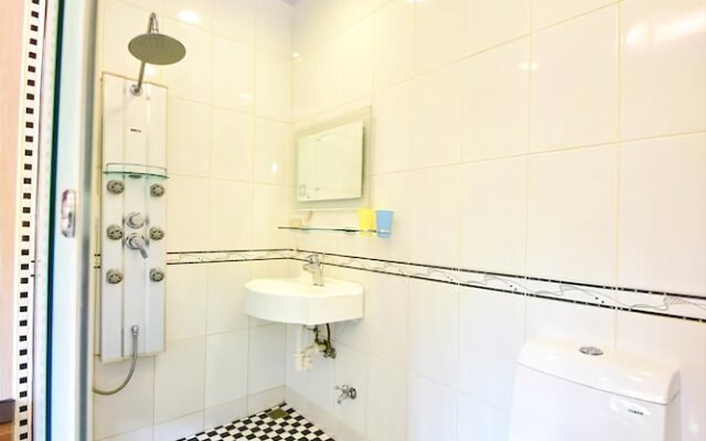 Yujue Holiday Villa