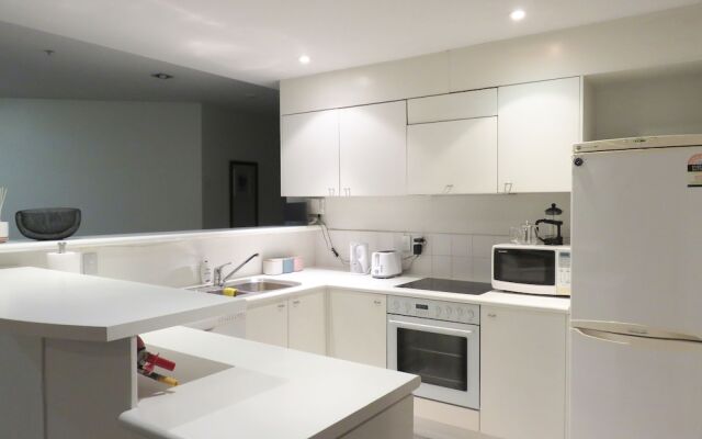 Luxury Apartment at Hobson Gardens