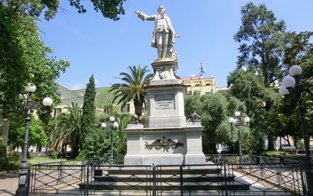 Artistic Charming House