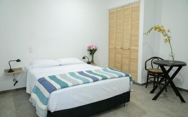 50N15 B&B