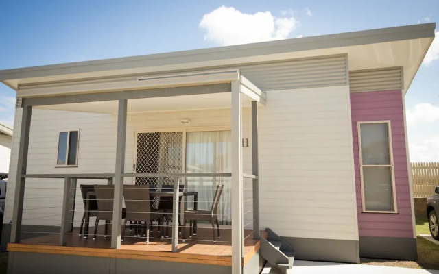 The Bowlo Holiday Cabins — 4-star hotel in Evans Head