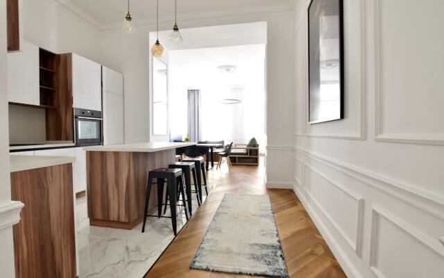 Luxury Apartment by Hi5 - Bazilika Suite