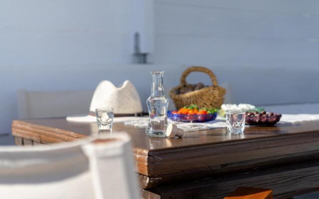 Notos Apartments Xerokambos 1