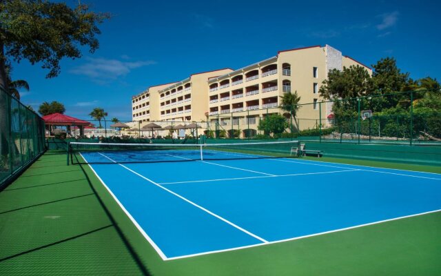 Simpson Bay Resort, Marina & Spa