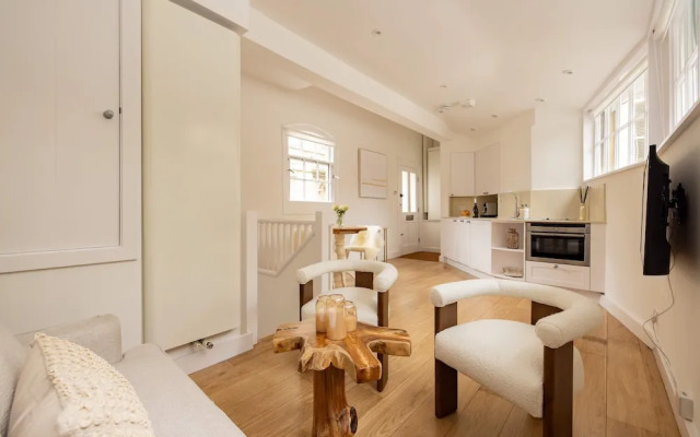 Charming One-bedroom Retreat in Historic Bath
