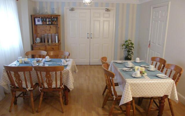 Kennys Guest House