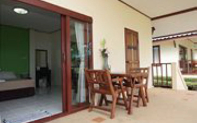 Three Trees Samui Resort - Sarocha Villa