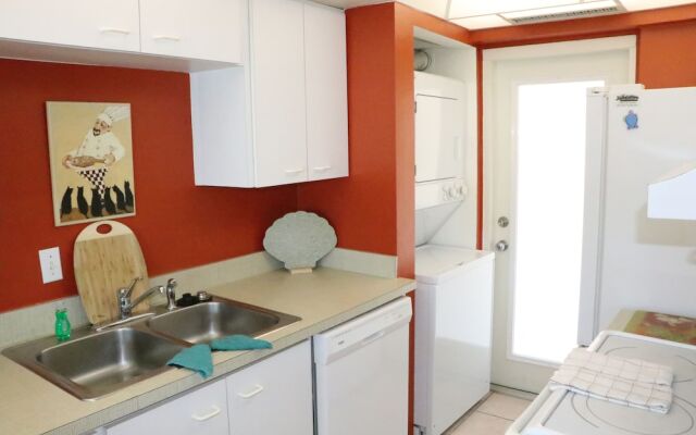 Jamaica Royale T63 - 2 Br Condo