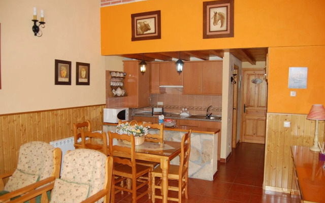 Casa Rural Los Treboles