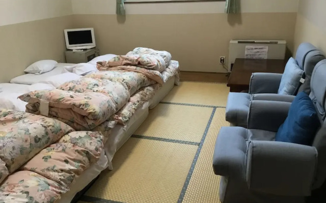 Lodge Christmas Rose ZAO