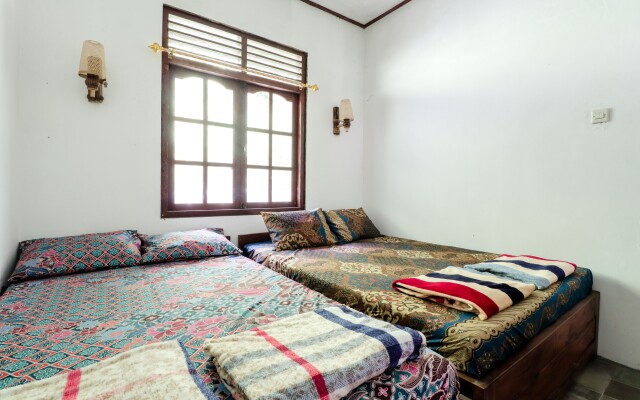 Narendra Homestay