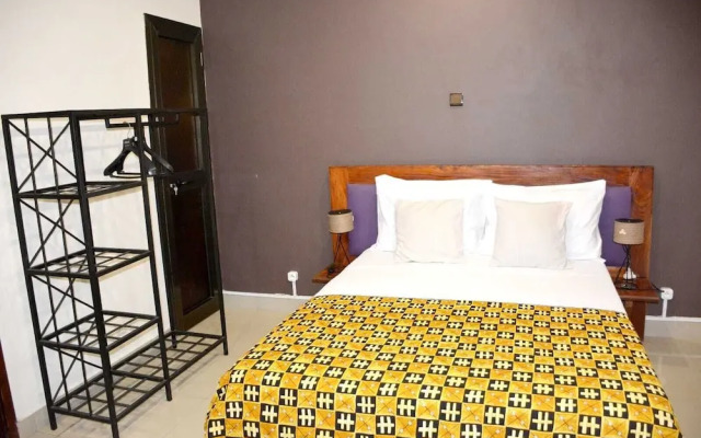 Lome Bamboo Lodge