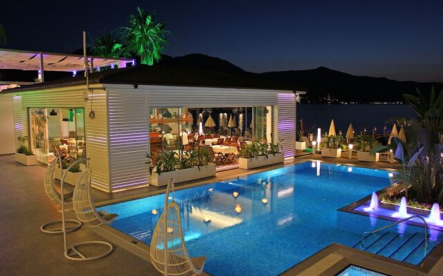 Poseidon Boutique Hotel  & Yacht Club