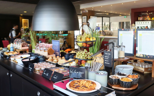 CAMPANILE TOULOUSE SUD BALMA - Cité de l'Espace