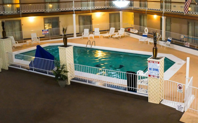 Quality Inn & Suites Coldwater near I-69