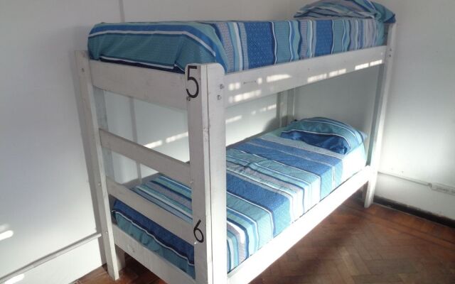 Ananta Hostel & Bar