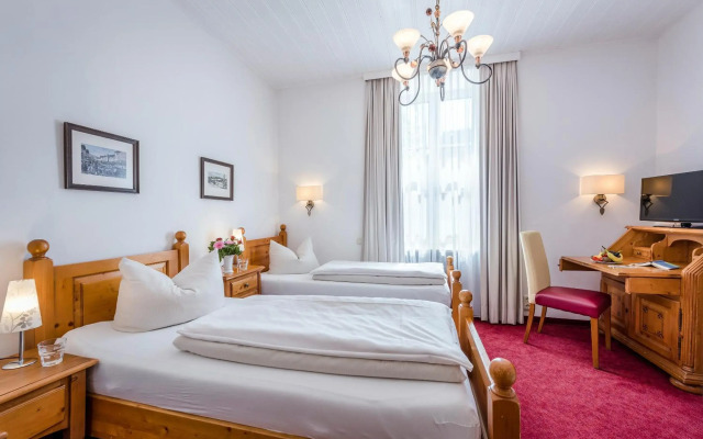 Hotel Laimer Hof Nymphenburg Palace Munich