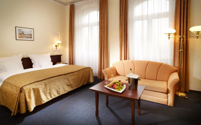 Hotel Excelsior