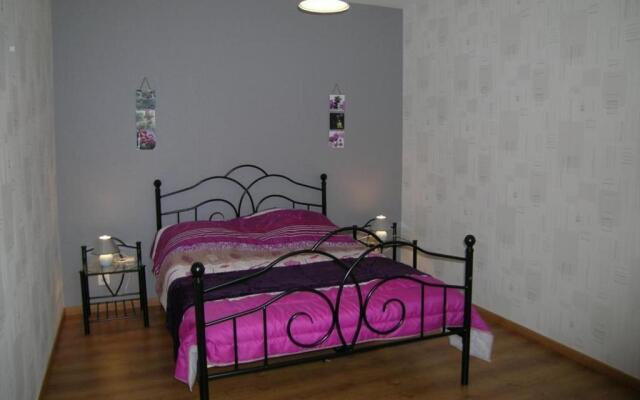 Gîte Verneix, 4 pièces, 6 personnes - FR-1-489-133